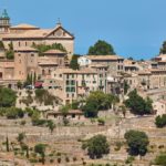 Pintoresco pueblo de piedra en Mallorca. Valdemossa. Archipiélago balear. España
