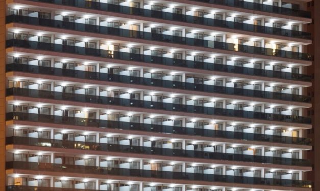 El 65% de los hoteleros españoles esperan alcanzar ingresos récord en 2023, según Booking.com