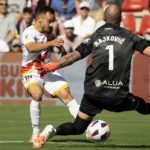 Falcao batió a Rajkovic de penalti, aunque tuvo que repetir el lanzamiento.