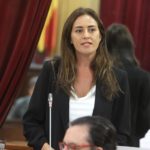 La portavoz de Vox Baleares en el Parlament, Idoia Ribas durante una sesión de control en el Parlament balear. - Isaac Buj - Europa Press