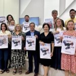 El conseller de Presidencia del Consell de Mallorca, Antoni Fuster, junto a representantes de las instituciones que colaboran en Literanit y de la Insitución Francesc de Borja Moll. - CONSELL DE MALLORCA