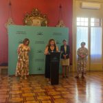 Diputadas del Parlament leen el manifiesto contra la actitud de Rubiales y en apoyo a las jugadoras de la Selección. - EUROPA PRESS