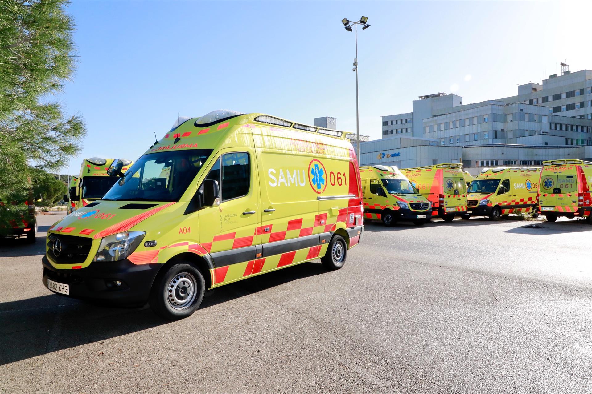 Ambulancias del SAMU 061 en Mallorca - CAIB - Archivo