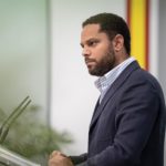 El secretario general de Vox, Ignacio Garriga, durante una rueda de prensa en la sede nacional del partido, a 25 de septiembre de 2023, en Madrid. - Diego Radamés - Europa Press - Archivo