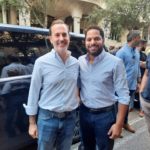 El presidente del Parlament, Gabriel Le Senne, junto al secretario general de Vox, Ignacio Garriga.