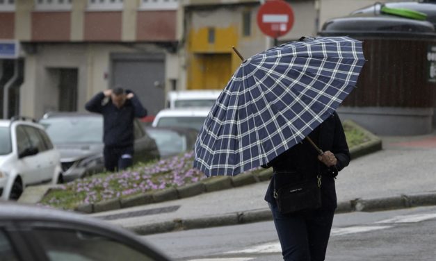 Una ciclogénesis explosiva con lluvia, viento y oleaje marcará las visitas a los cementerios en España el día de Todos los Santos