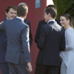 El presidente de la Junta de Castilla y León, Alfonso Fernández Mañueco (1i) y la presidenta de Baleares, Marga Prohens (1d), a su llegada al desfile del 12 de octubre 'Día de la Fiesta Nacional', en la plaza de Cánovas del Castillo. - Alberto Ortega - Europa Press