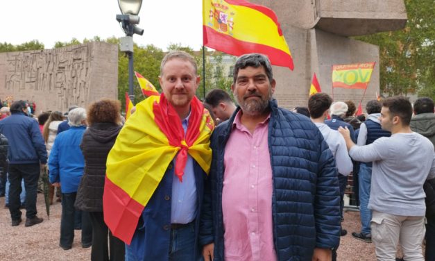 VOX Baleares participa en la manifestación contra la anmistía