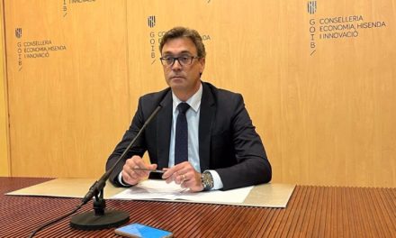 Costa reconoce que se “equivocó” con el nombramiento de Serra pero no va a dimitir