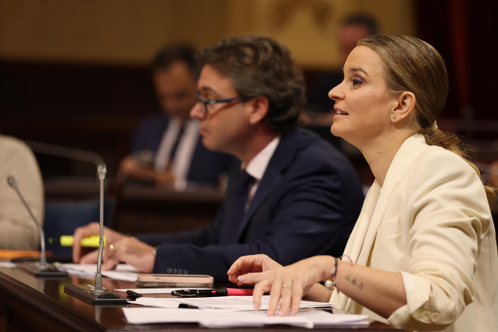 La presidenta del Govern balear, Marga Prohens, durante un pleno en el Parlament balear, a 14 de noviembre de 2023, en Palma de Mallorca, Mallorca, Baleares (España). - Tomàs Moyà - Europa Press