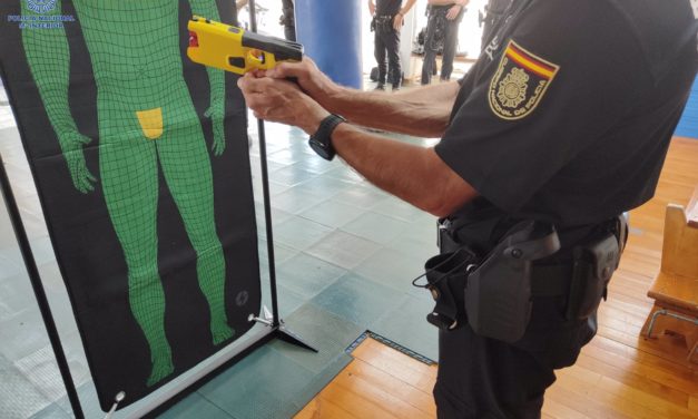 La Policía Nacional pone en marcha 27 ‘pistolas eléctricas’ en Baleares