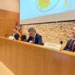El vicepresidente y conseller de Economía, Hacienda e Innovación, Antoni Costa, y el secretario autonómico de Innovación y Sociedad Digital, Antoni Carmona, durante la presentación del proyecto para ser sede del encuentro europeo Clusters Meet Regions.