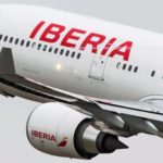 Avión de Iberia despegando - IBERIA - Archivo