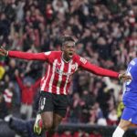 Iñaki Williams celebra uno de los goles ante el Atlético.