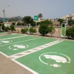 Puntos de recarga eléctrica para vehículos en Pollença, en una imagen de archivo. - CAIB - Archivo