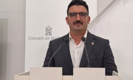 Toni Gili niega haber recibido ayudas del Consell de Mallorca para rotular en catalán