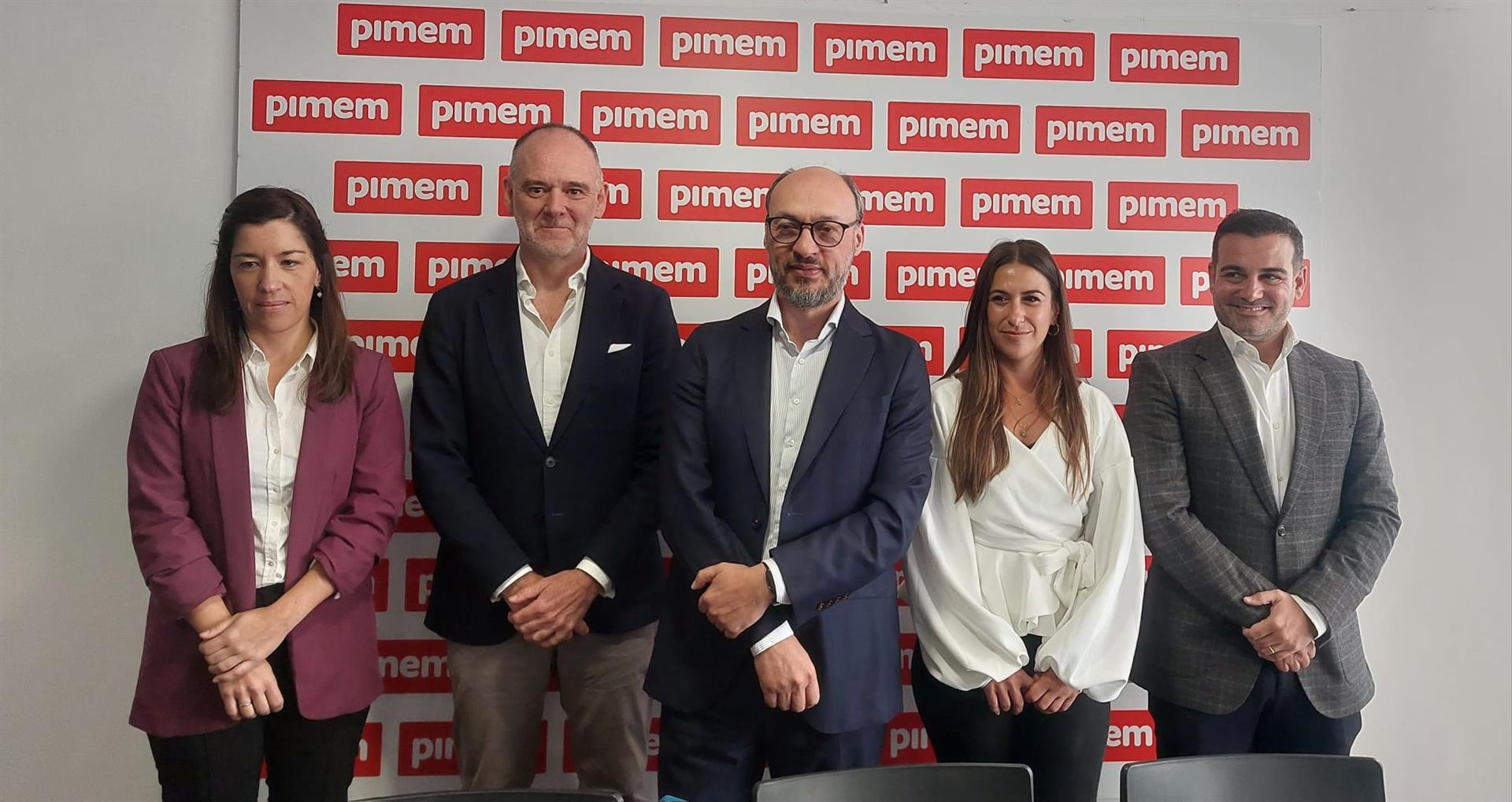 Representantes de Pimem, Dingus, Roiback, Fideltour y HBX Group presentan el 8º Informe turístico. - EUROPA PRESS