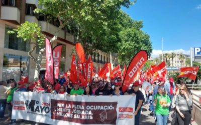 Cerca de 2.000 personas se manifiestan el 1 de mayo en Palma con el objetivo de “trabajar menos” para “vivir mejor”