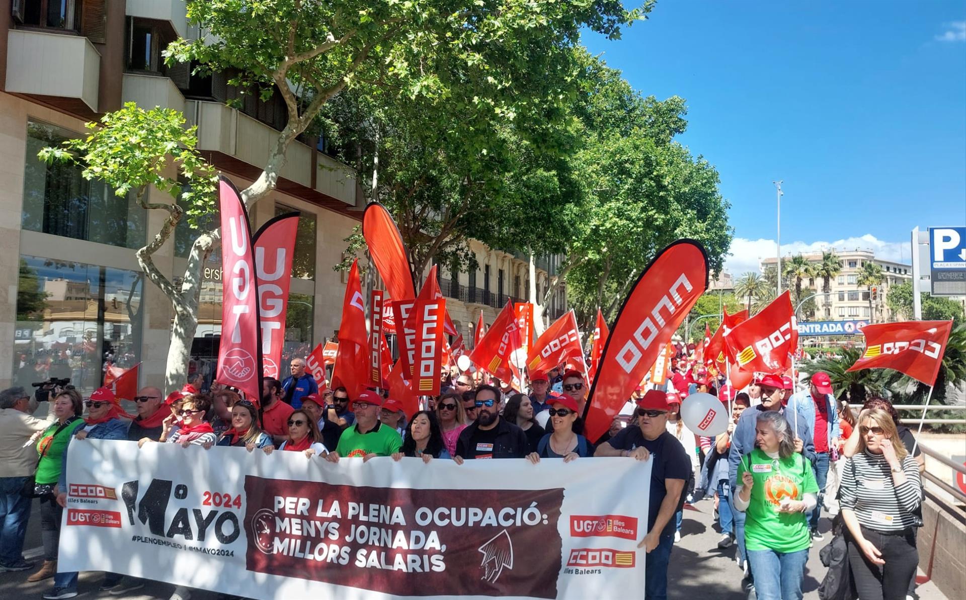 Cabecera de la manifestación de CCOO y UGT del 1 de mayo en Palma. - EUROPA PRESS