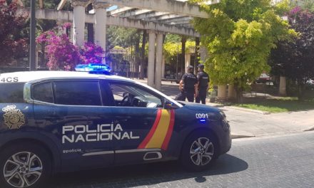 Cinco detenidos por agredir a un grupo de personas que celebraban una fiesta privada en Pere Garau