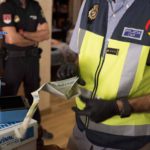 Registro domociliario operación conjunta AEAT y Policía Nacional - AEAT Y POLICÍA NACIONAL - Archivo