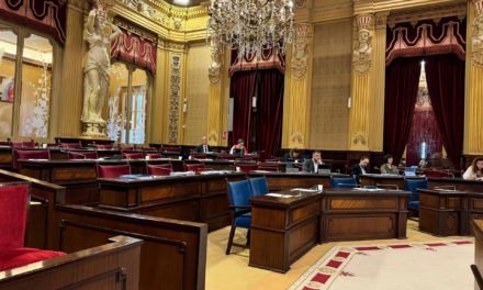 El PSIB abandona el pleno al comenzar el debate de las conclusiones de la comisión de las mascarillas