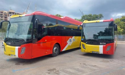 El Govern incorpora diez autobuses de mayor capacidad para reforzar líneas del TIB