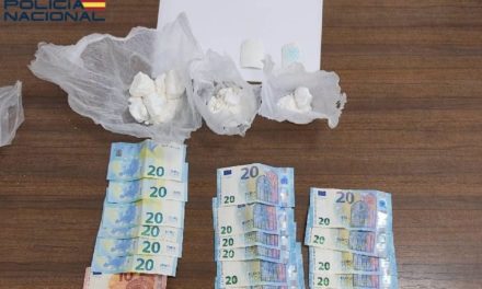 Detenidos cinco hombres y dos menores por tráfico de drogas en Pere Garau, Son Gotleu y Parc de ses Estacions