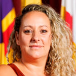 Juana Maria Más Tomás renuncia a su acta de regidora del Ajuntament de Llucmajor.