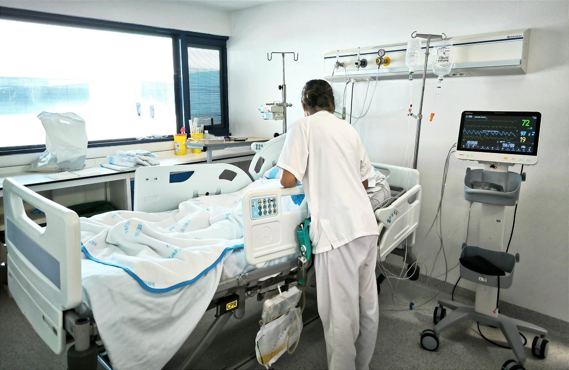 Vista de una de las habitaciones del servicio de urgencia del Hospital Comarcal de Inca. - CAIB