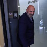 El alcalde de Palma, Jaime Martínez, entrando a la sede del PP este viernes. - ISAAC BUJ - EUROPA PRESS