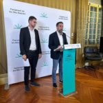 El portavoz del PP en el Parlament, Sebatià Sagreras, y diputado 'popular' José Luis Mateo. - EUROPA PRESS - Archivo