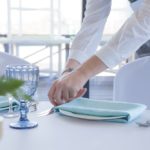El sector servicios, junto a hostelería y turismo, y comercio han liderado la oferta de empleo en Baleares durante el año 2023, según el XXVII Informe Infoempleo Adecco.