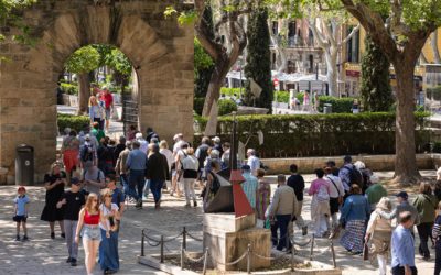 Baleares rozó los 2 millones de turistas en mayo, un 11% más, con 2.219,8 millones de gasto, un 16% más