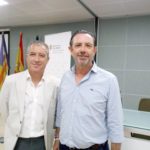 El director general de Empresa, Autónomos y Comercio, José Antonio Caldés Capelo, y el conseller de Empresa, Empleo y Energía, Alejandro Sáenz de San Pedro. - EUROPA PRESS