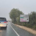 Lluvia en una carretera de Menorca - EUROPA PRESS