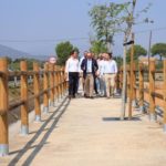 El presidente del Consell de Mallorca, Llorenç Galmés, y el alcalde de Muro, Miquel Porquer, inauguran el paseo peatonal entre Muro y la estación del tren. - CONSELL DE MALLORCA