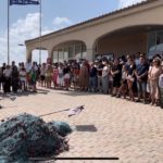 Minuto de silencio en Cala Bona. - AYUNTAMIENTO DE SON SERVERA
