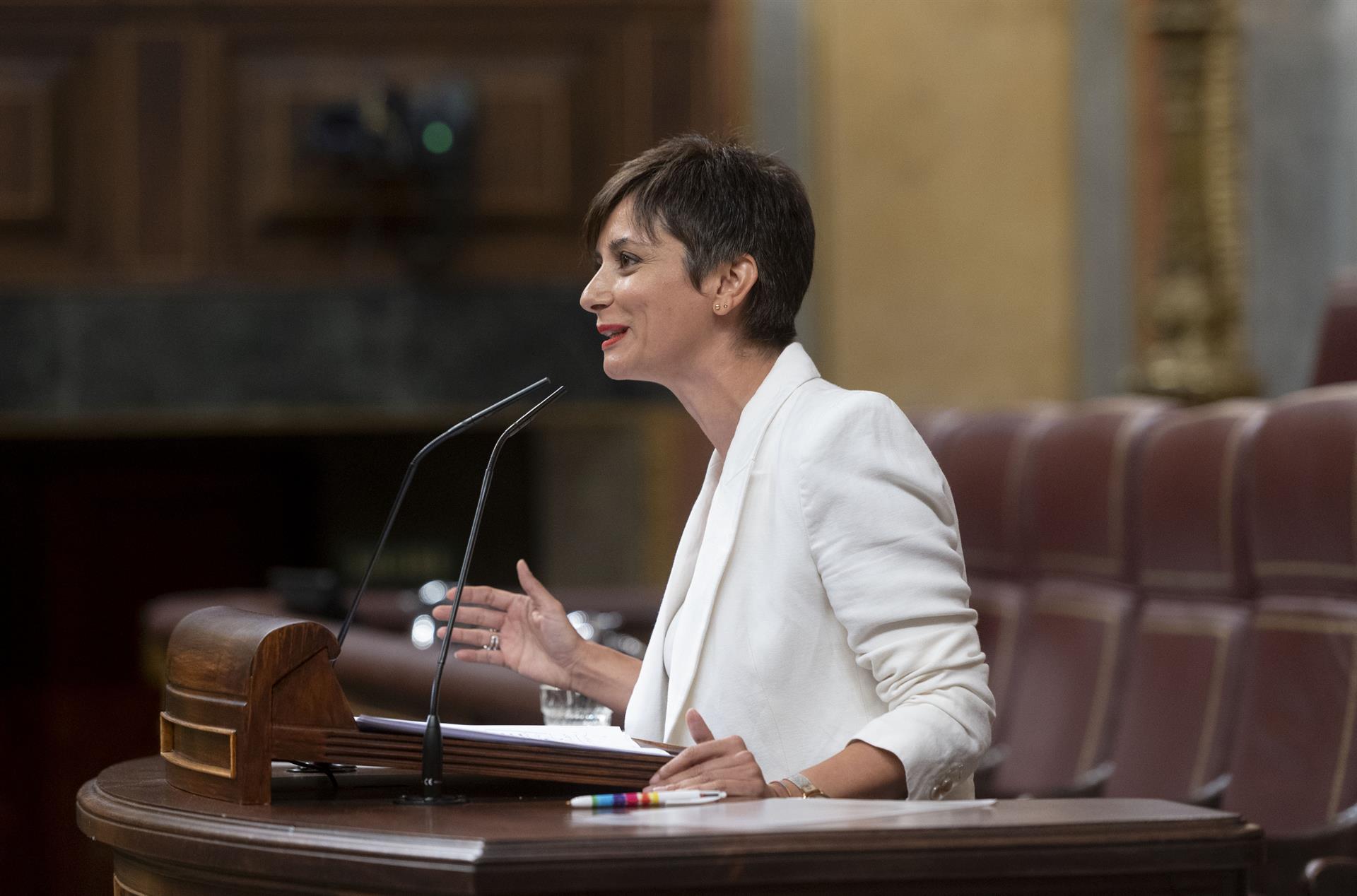 La ministra de Vivienda, Isabel Rodríguez, interviene durante una sesión plenaria, en el Congreso de los Diputados, a 11 de septiembre de 2024, en Madrid (España). - Alberto Ortega - Europa Press