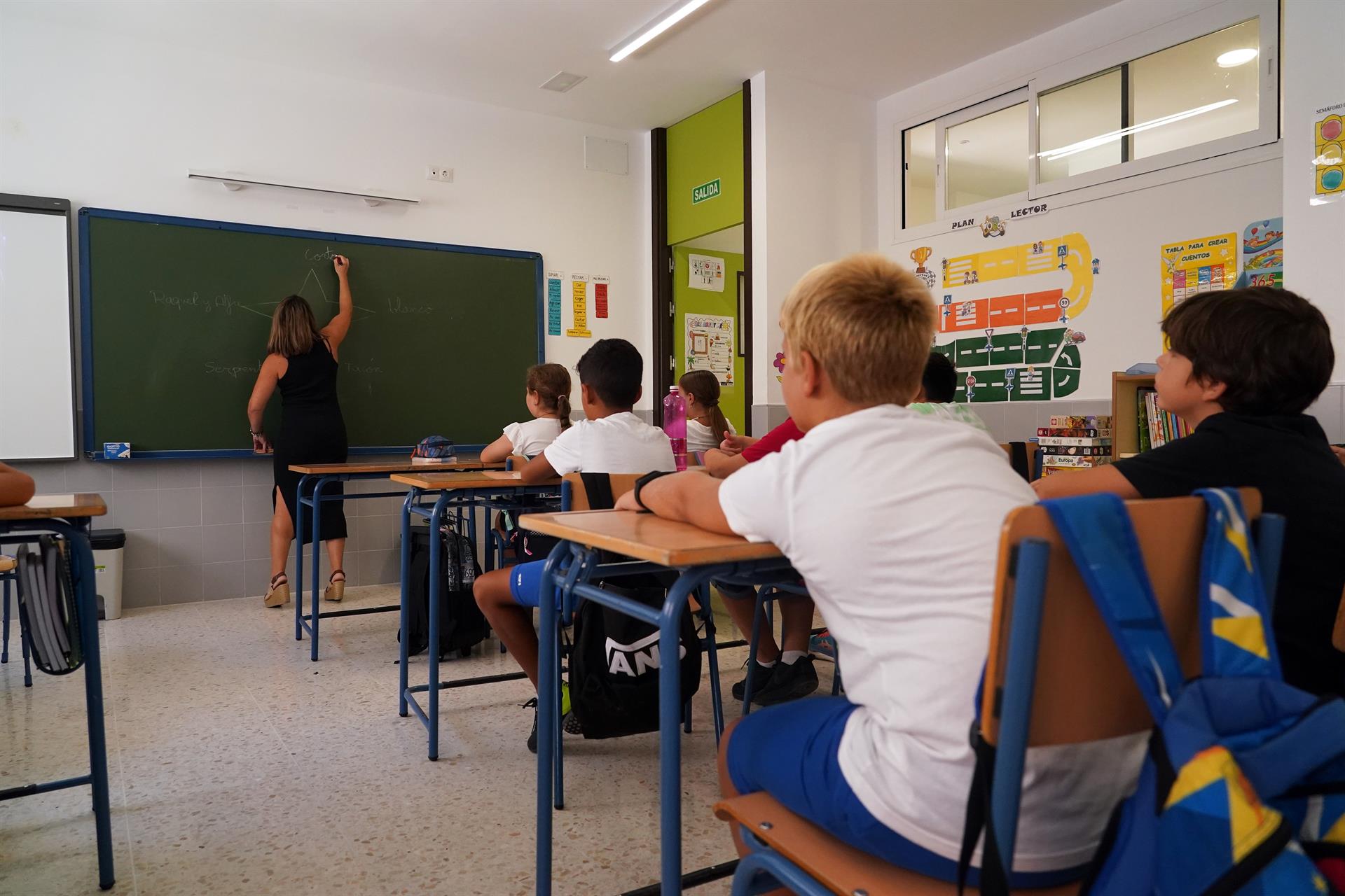 Niños en el aula en su primer día de clase tras la vacaciones de verano, a 10 de septiembre de 2024. - Álex Zea - Europa Press