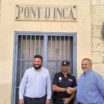 El alcalde de Marratxí, Jaume Llompart, el jefe de la Policía Local de Marratxí, Alberto Rodríguez, y el gerente de SFM, José Ramón Orta. - CONSELLERIA DE VIVIENDA, TERRITORIO Y MOVILIDAD
