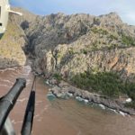 Helicóptero de la Guardia Civil sobrevolando el Torrent de Pareis. - GUARDIA CIVIL