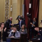Cardona y Costa, tras aprobarse los Presupuestos de 2024. - ISAAC BUJ - EUROPA PRESS - Archivo