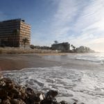 Cielos poco nubosos con vistas a una playa de Palma. - Isaac Buj - Europa Press - Archivo