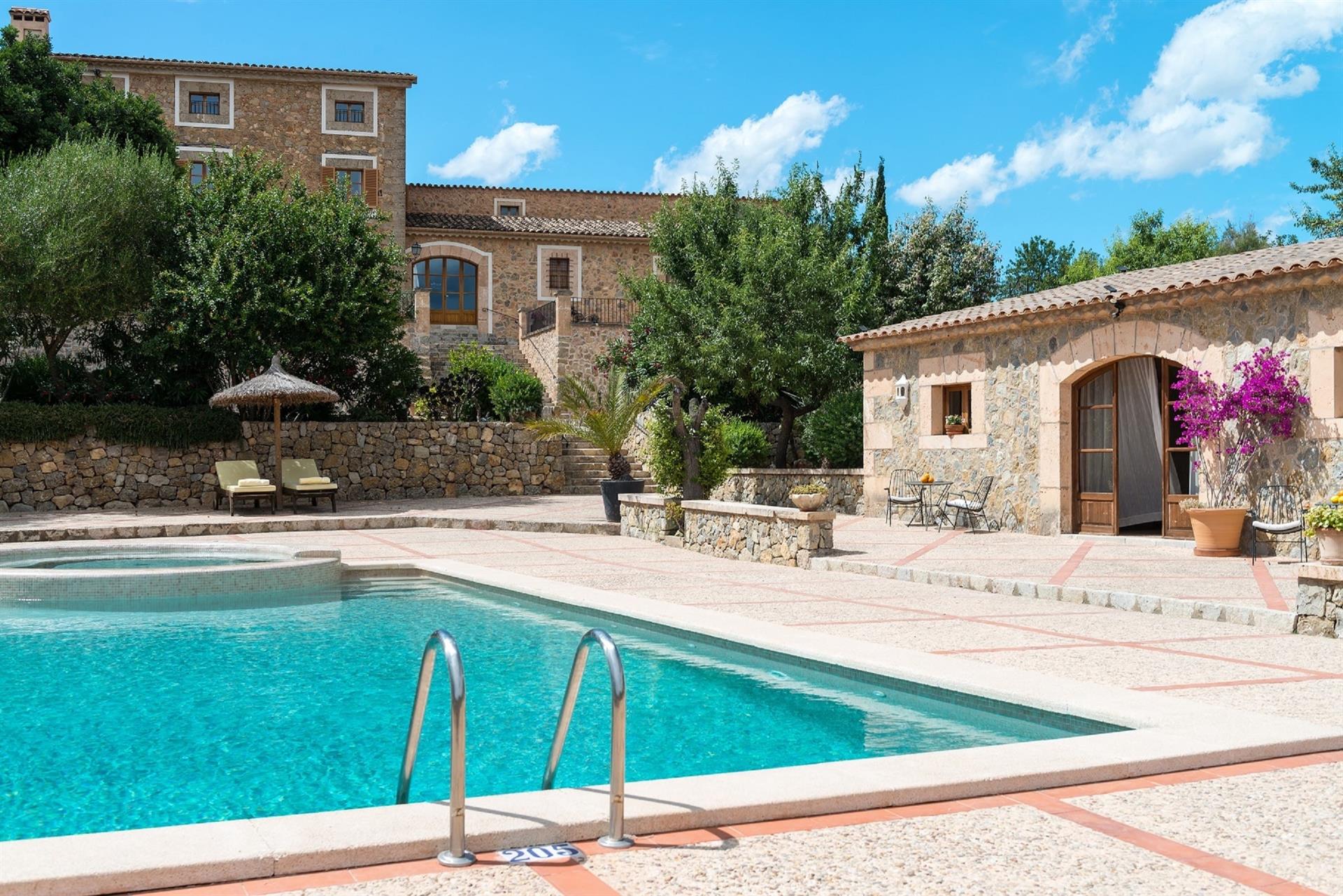 Finca Hotel Can Estades - BOOKING