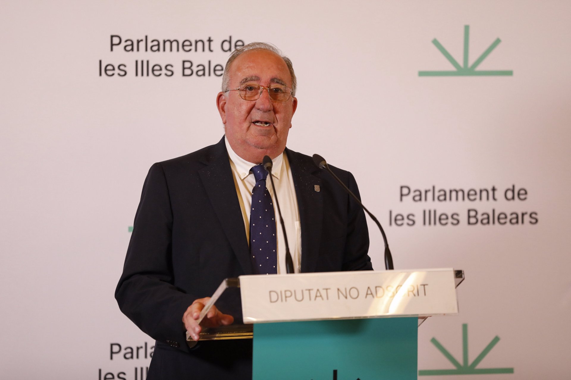 Archivo - El diputado no adscrito en el Parlament Agustín Buades. Archivo. - Tomàs Moyà - Europa Press - Archivo