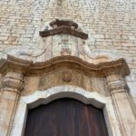 Finalizadas las obras de restauración de la portada de la iglesia parroquial de Sant Barromeu de Alaró.