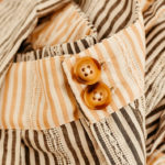 Botones de una falda.