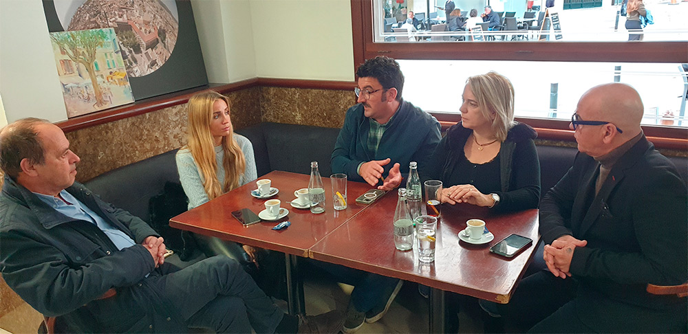 Encuentro con la prensa.