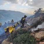 Efectivos de la Conselleria de Agricultura, Pesca y Medio Natural trabajan en la extinción del incendio forestal declarado en Andratx SOCIEDAD CAIB